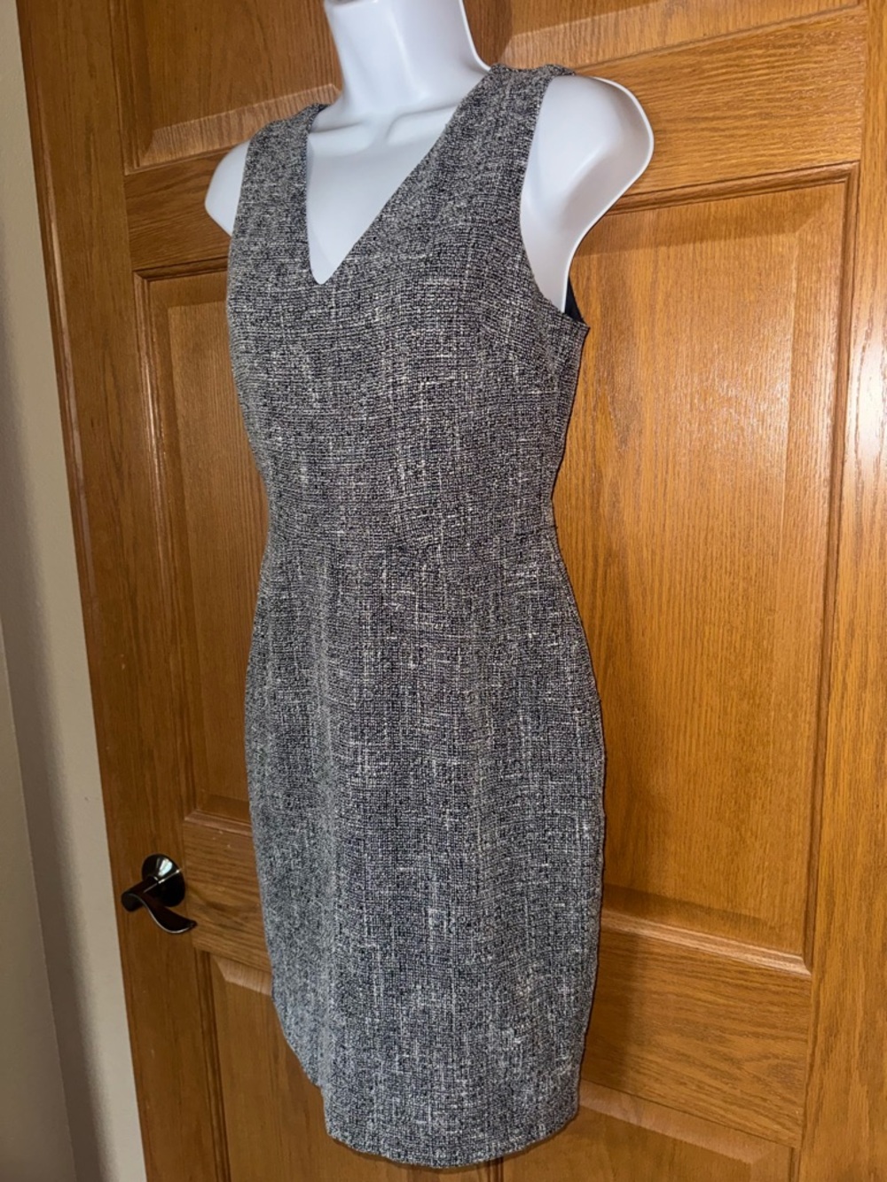 Banana Republic Tweed Sleeveless Sheath Dress Size 4